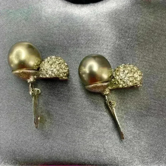 Kenneth Jay Lane KJL believed to be Vintage 80s era clip on earrings - Picture 4 of 5